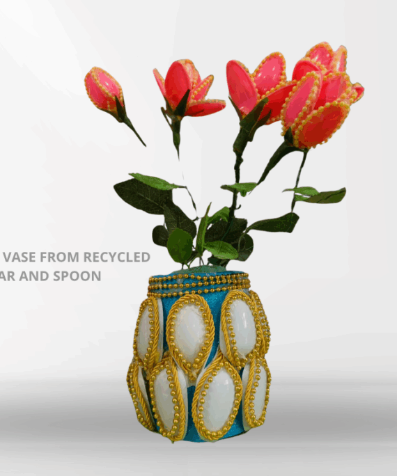 FLOWER VASE FROM RECYCLED JAR AND SPOON